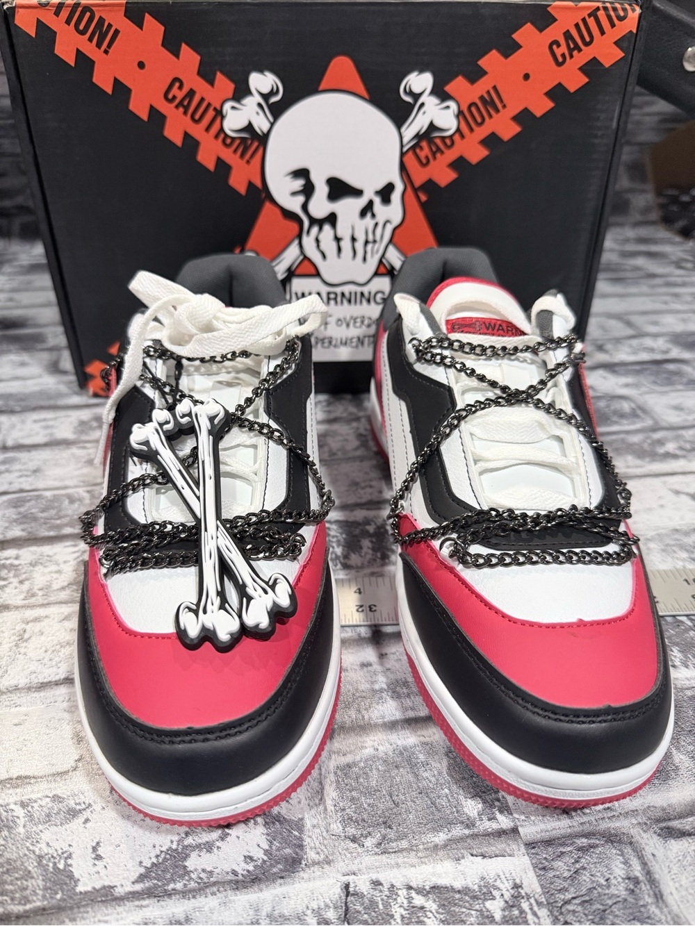 Watson shoes (urban streetwear) US size 10M/ 11W Color (Bred) w/ chains -NEW